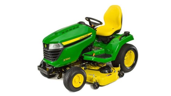 John Deere X590 Lawn Tractor with 54-in. Deck 4867M