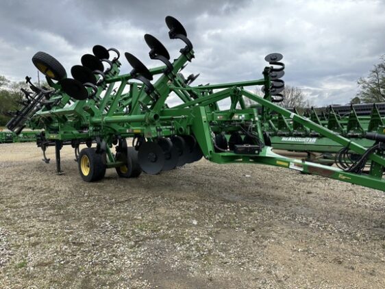 2015 John Deere 2730