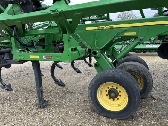 2015 John Deere 2730 - Image 6