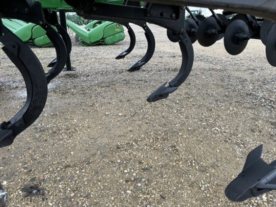 2015 John Deere 2730 - Image 14