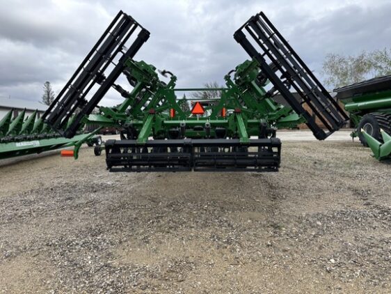 2015 John Deere 2730 - Image 9