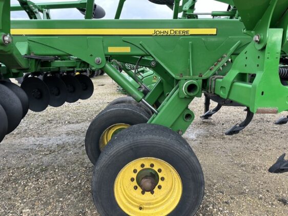 2015 John Deere 2730 - Image 10
