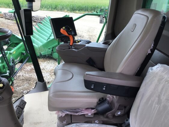 2021 John Deere S790 - Image 40