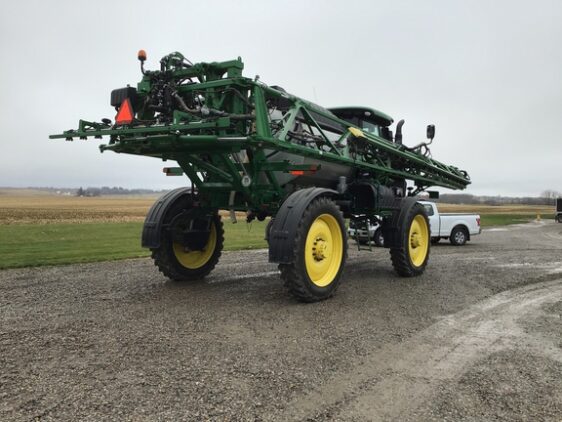 2021 John Deere R4044 - Image 5