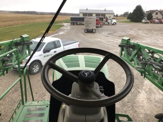 2021 John Deere R4044 - Image 39