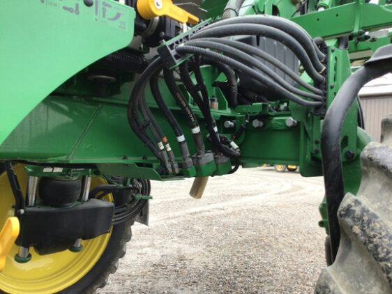 2021 John Deere R4044 - Image 19