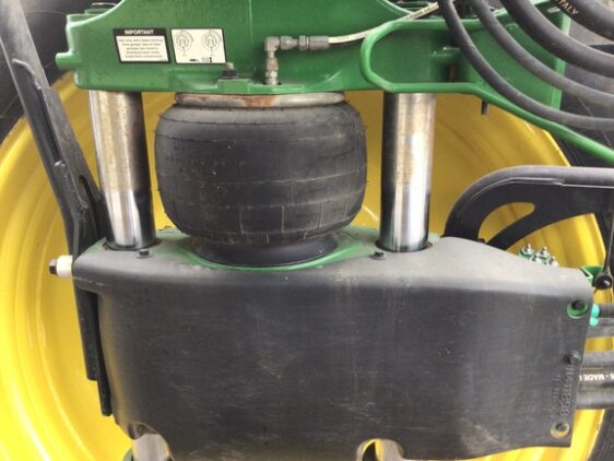 2021 John Deere R4044 - Image 20