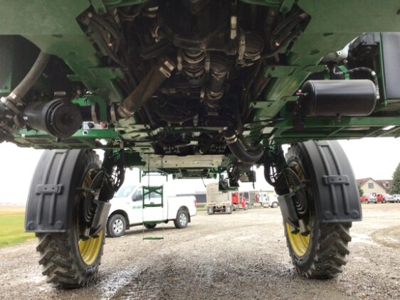 2021 John Deere R4044 - Image 31