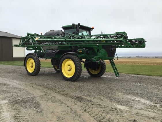 2021 John Deere R4044 - Image 7