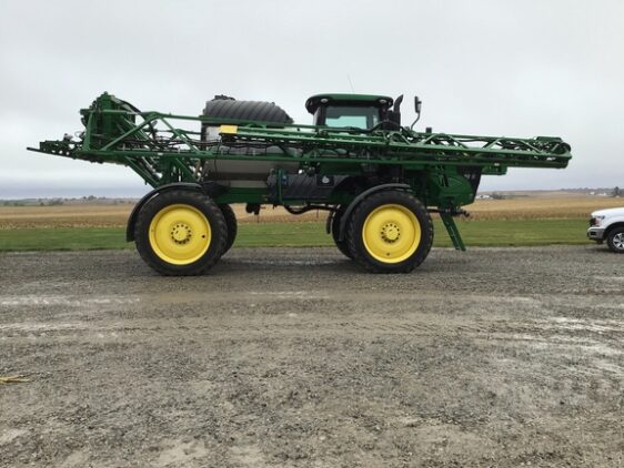 2021 John Deere R4044 - Image 6