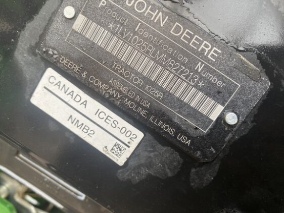 2021 John Deere 1025R - Image 10