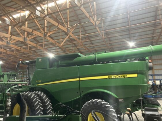 2019 John Deere S770 - Image 2