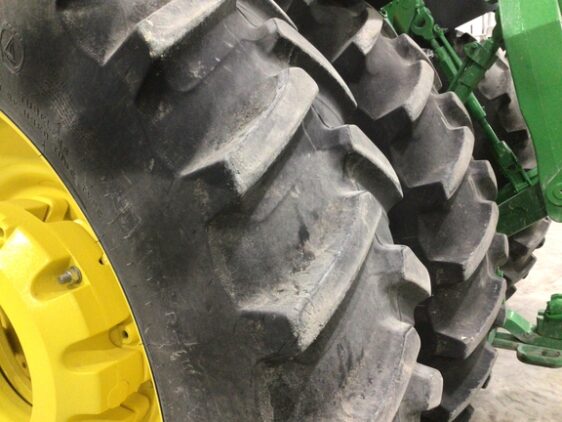2022 John Deere 8R 370 - Image 19