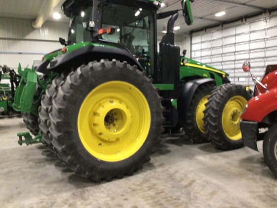 2022 John Deere 8R 370 - Image 31