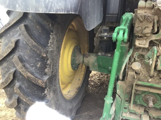 2019 John Deere 6145M - Image 12