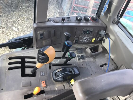 2019 John Deere 6145M - Image 22