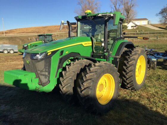 2022 John Deere 8R 410