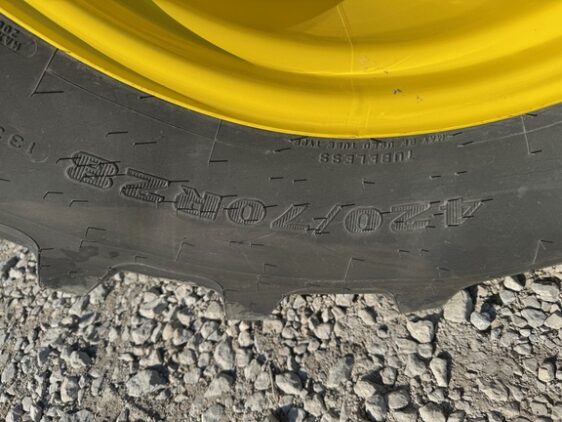 2023 John Deere 6155M - Image 13