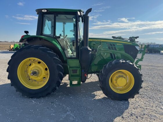 2023 John Deere 6155M - Image 5
