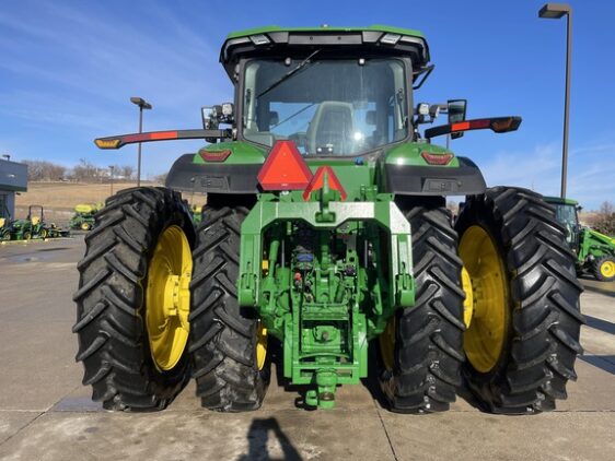 2023 John Deere 8R 410 - Image 6