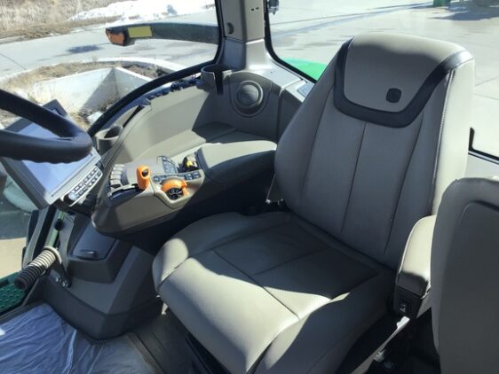 2023 John Deere 8R 410 - Image 19