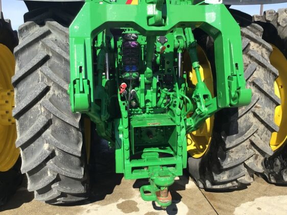 2023 John Deere 8R 410 - Image 6