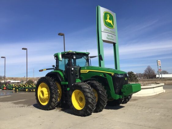 2023 John Deere 8R 410 - Image 3