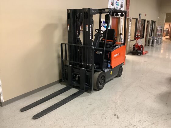 2021 Doosan BC32S-7