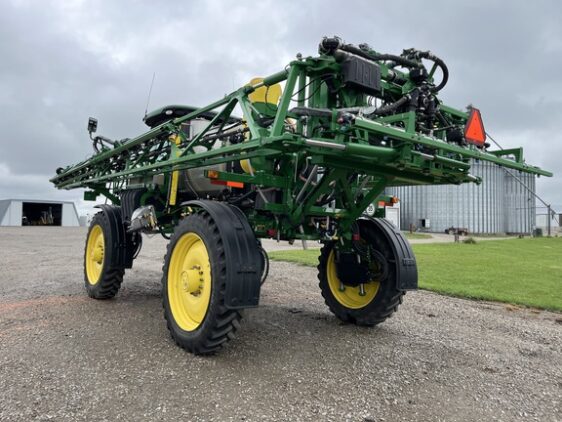 2016 John Deere R4038 - Image 5