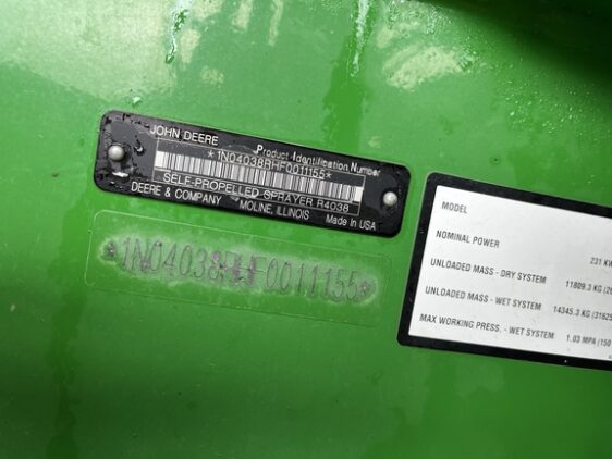 2016 John Deere R4038 - Image 36