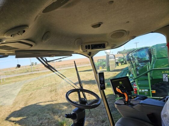 2022 John Deere S780 - Image 14