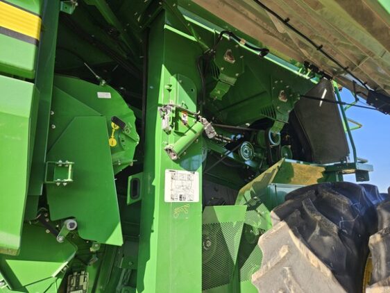 2022 John Deere S780 - Image 12