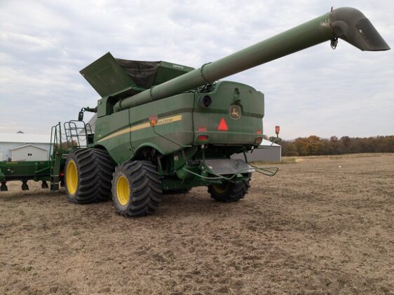 2023 John Deere S780 - Image 2