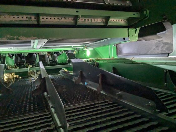 2023 John Deere S780 - Image 24