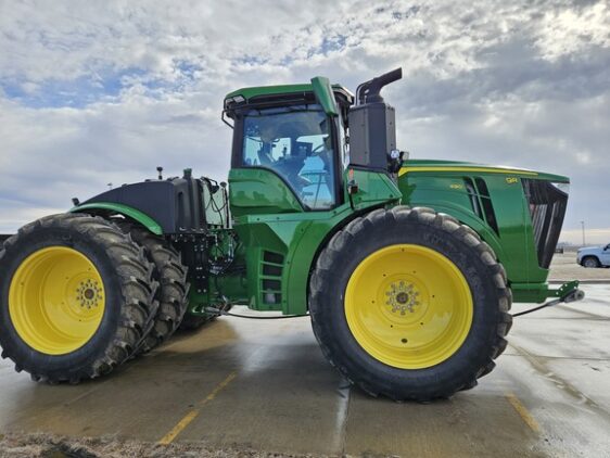 2024 John Deere 9R 490 - Image 2
