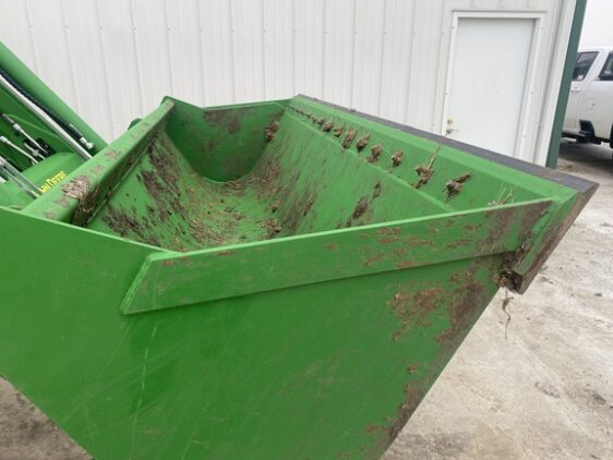 2024 John Deere 6R 215 - Image 24