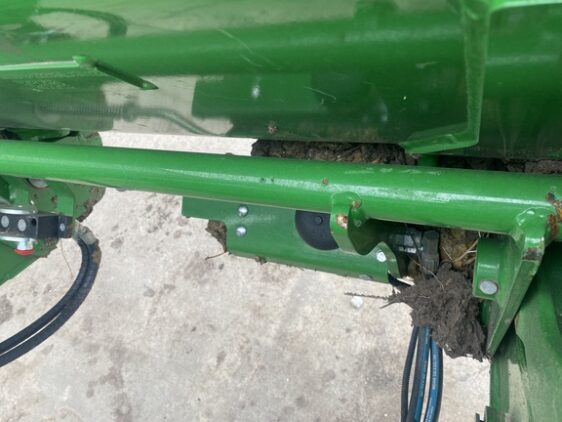2024 John Deere 6R 215 - Image 23