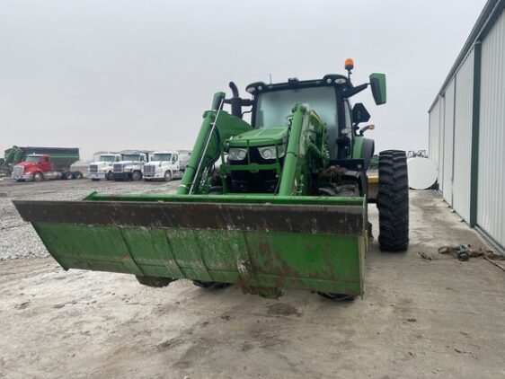 2024 John Deere 6R 215 - Image 6