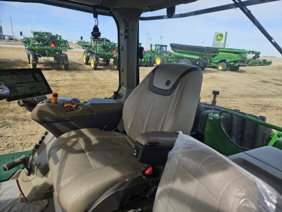 2024 John Deere 9R 490 - Image 12