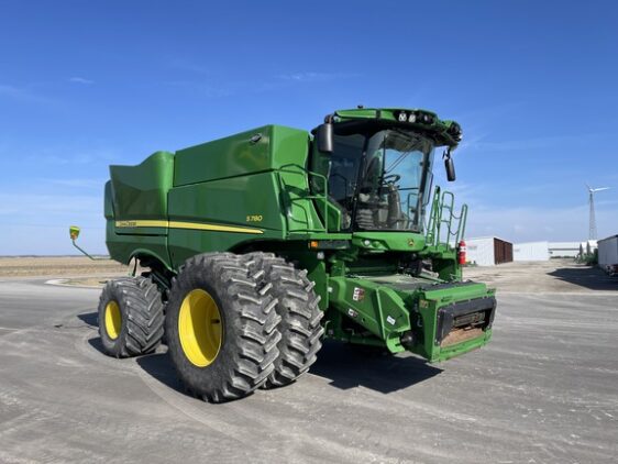 2023 John Deere S780