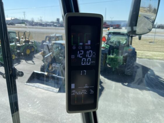 2023 John Deere S780 - Image 31