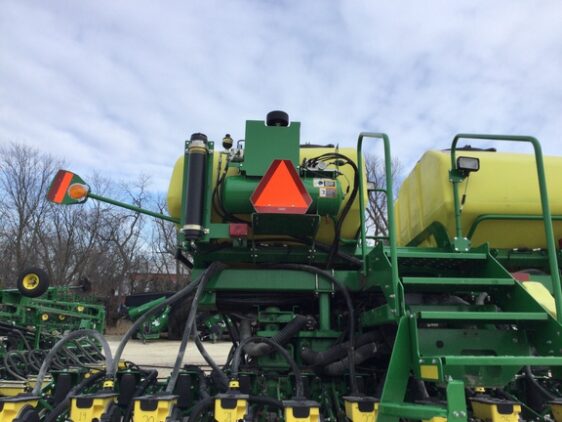2019 John Deere DB60 - Image 4