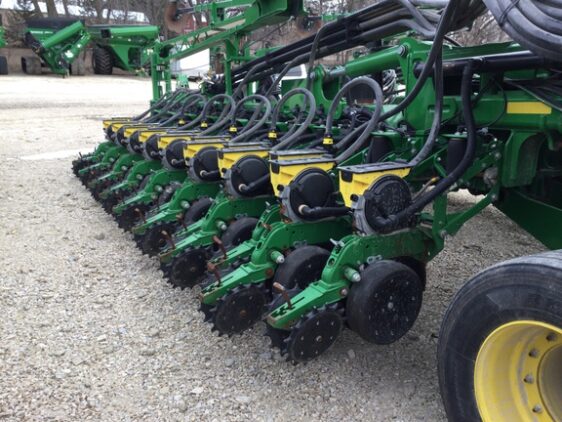 2019 John Deere DB60 - Image 12