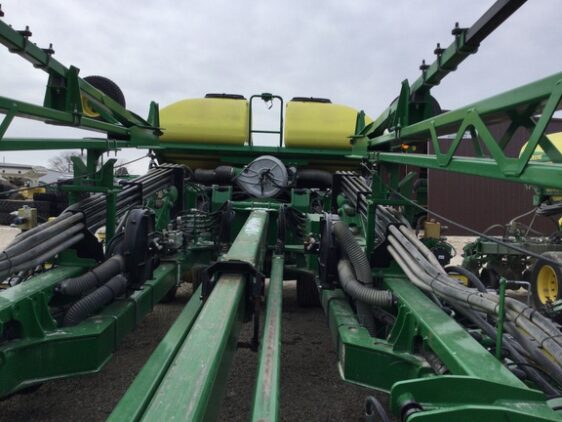 2019 John Deere DB60 - Image 17