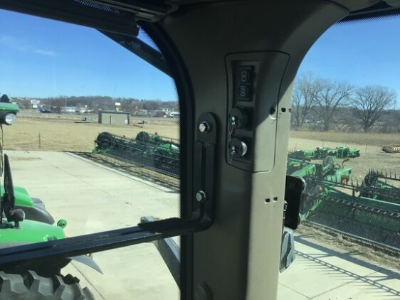 2024 John Deere 8R 370 - Image 21