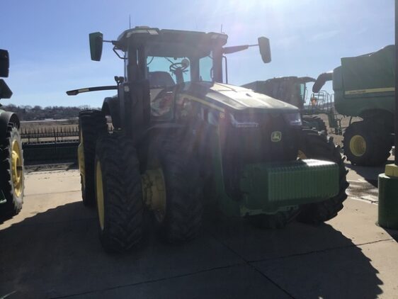 2024 John Deere 8R 370 - Image 5