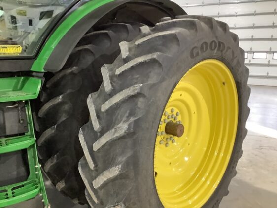 2015 John Deere 8345R - Image 13