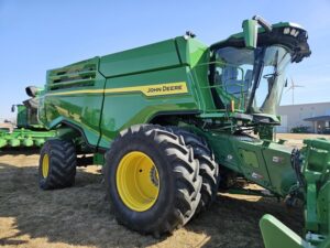 2023 John Deere X9 1000