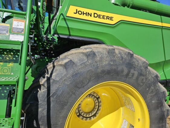 2024 John Deere X9 1000 - Image 17