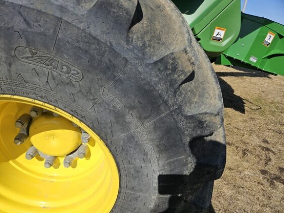 2024 John Deere X9 1000 - Image 11